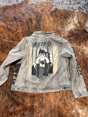 Tezuka Productions Astro Boy Gray Denim Jacket Men’s Size Large RARE